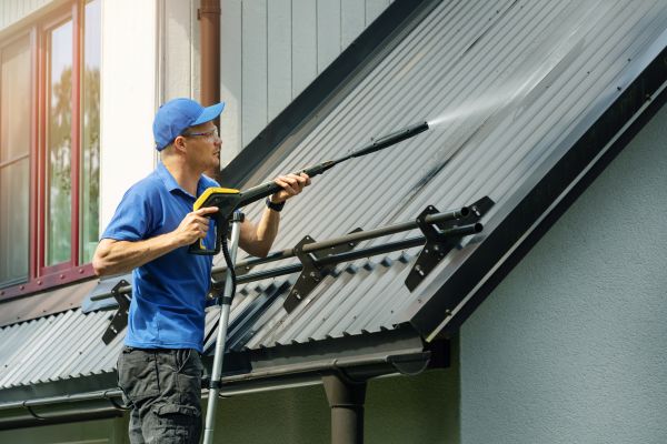 Metal Roof Cleaning