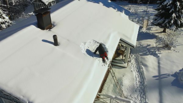 Snow Roof Cleaning - Snow Roof Cleaning Skagit County, Washington